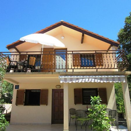 Apartmani Gracijela Karlobag Buitenkant foto