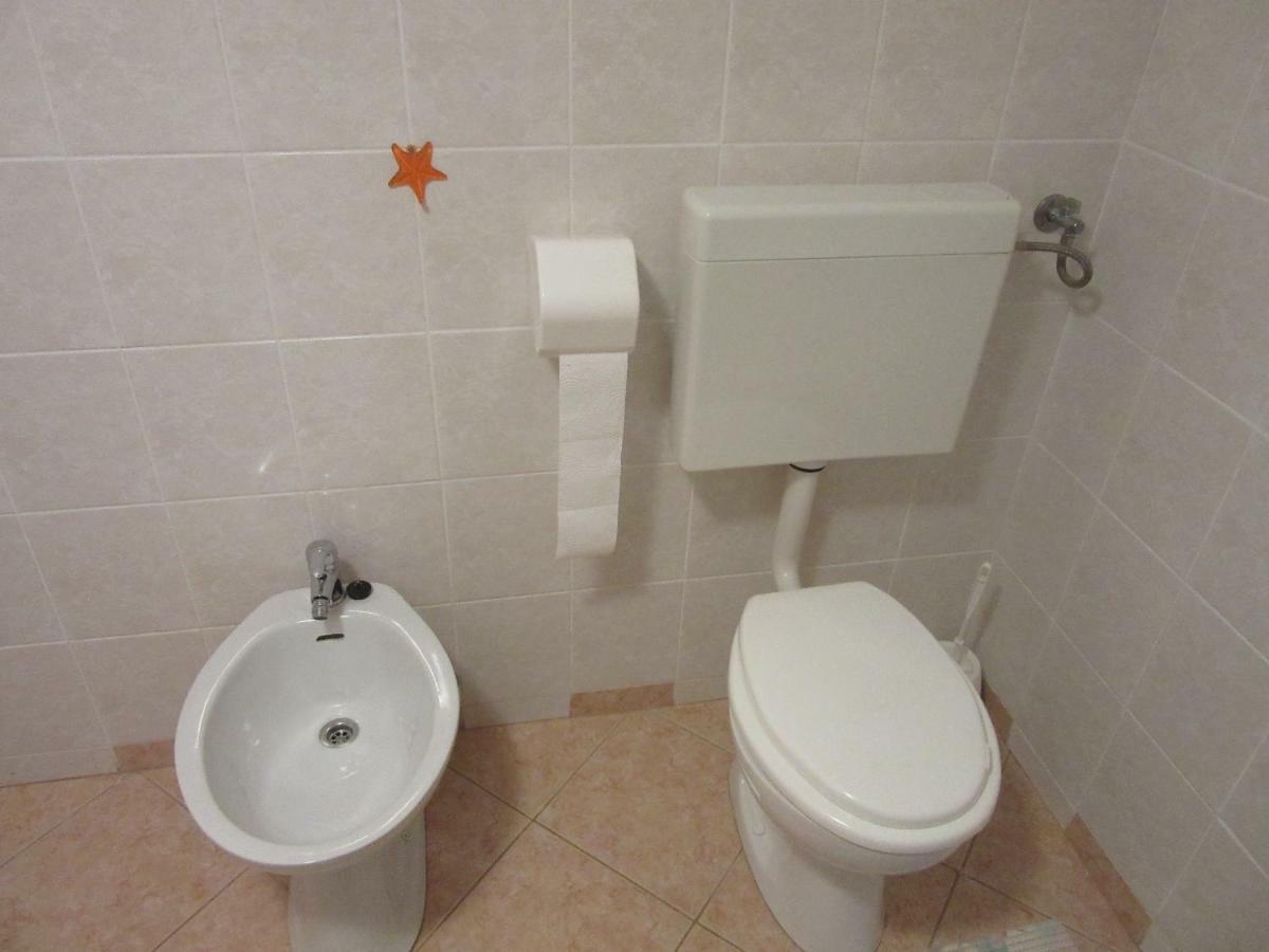Apartmani Gracijela Karlobag Buitenkant foto